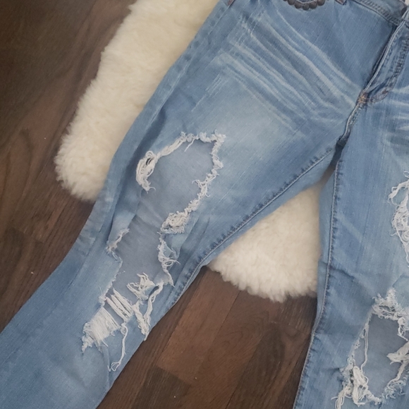 Mossimo Ripped Jeans - Picture 4 of 6